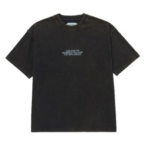 LIVE FOR THE MOMENTS - BLACK